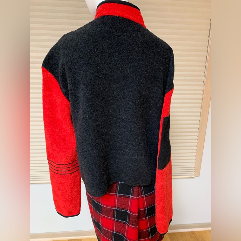 Allissa Wool-Fleece Womens Red Black Jacket Asymmetrical Size L Like New Art! - Picture 2 of 7